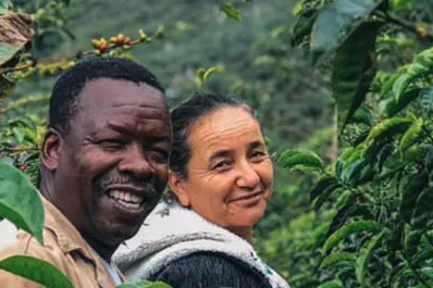 El Roble farm Domingo Torres coffee 2 6